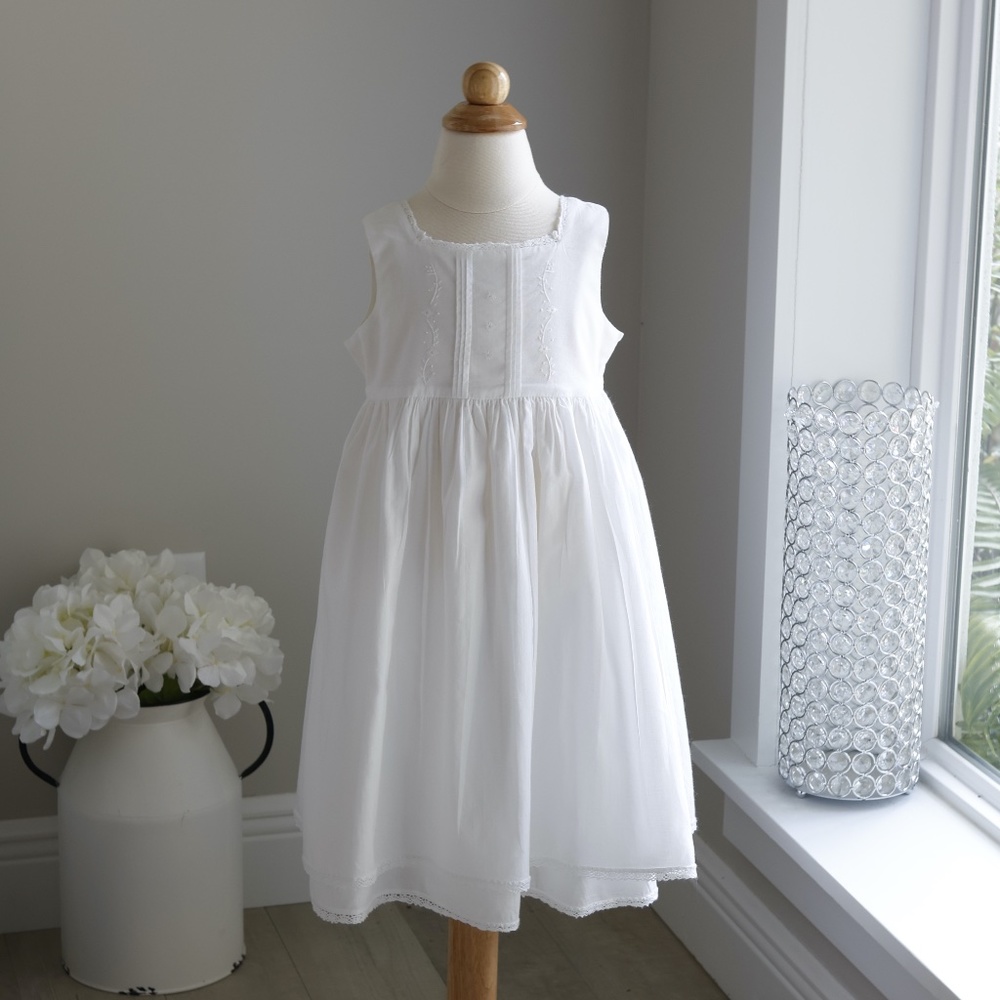 Strasburg Dress White 100% Cotton Beach Portrait Summer Vacation Embroidery Lace
